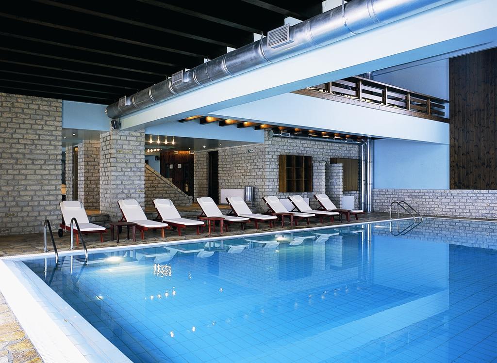 Avaris Hotel Karpenísion Esterno foto